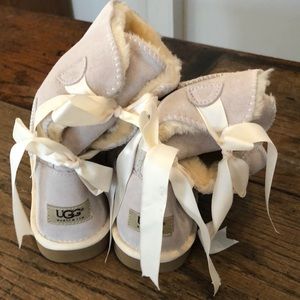 Bailey Bow Uggs